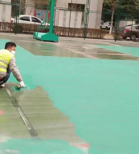 琼中球场地面翻新